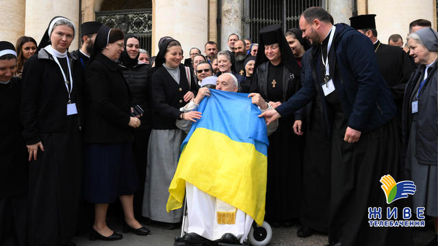 Папа Франциск помолився за Україну з монашеством УГКЦ. Репортаж