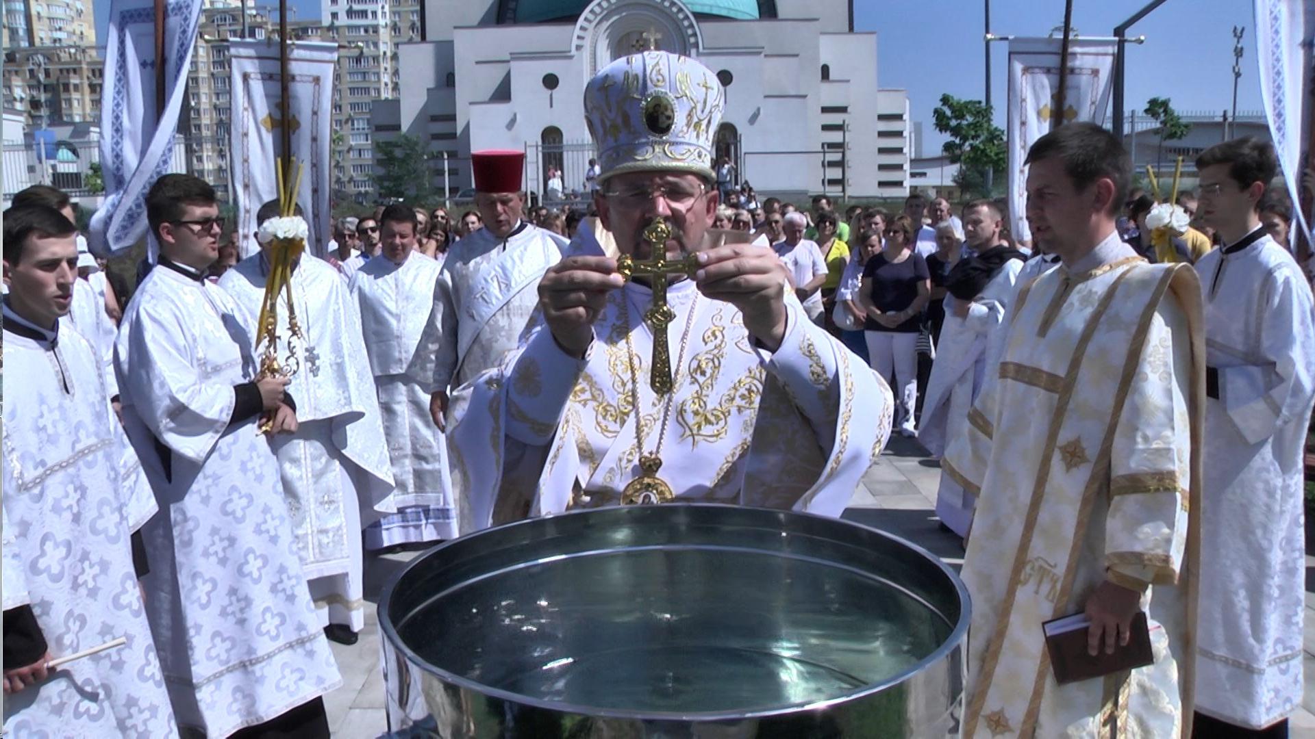 V Всецерковна проща: у Патріаршому Соборі освятили воду