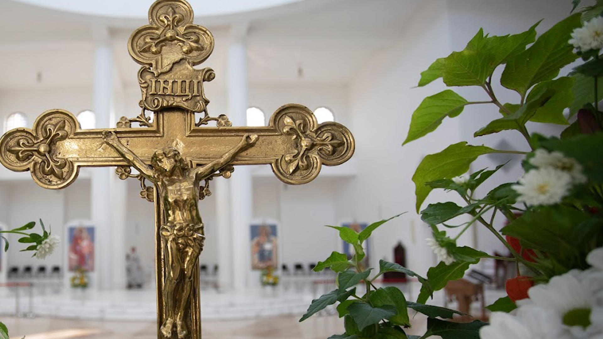 Трансляція Вечірні та Утрені з Патріаршого собору