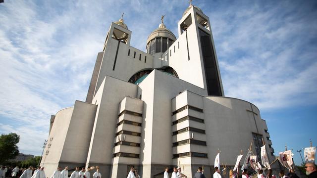 Надгробне, Пасхальна Утреня, Божественна Літургія і посвячення пасок