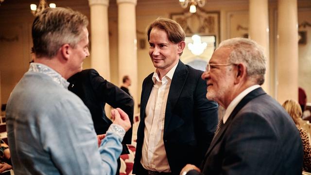 "Філармонія нескорених" або Як класична музика зцілює в час війни? Добра розмова