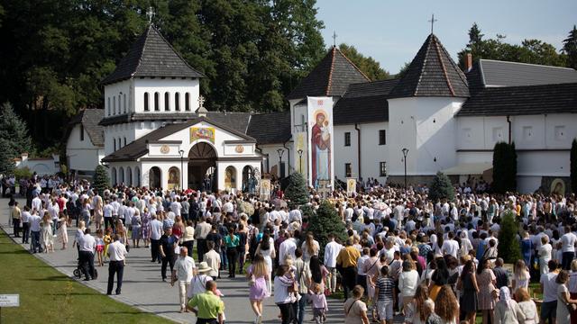 Архиєрейська Божественна Літургія на свято Успіння Богородиці з Унівської лаври