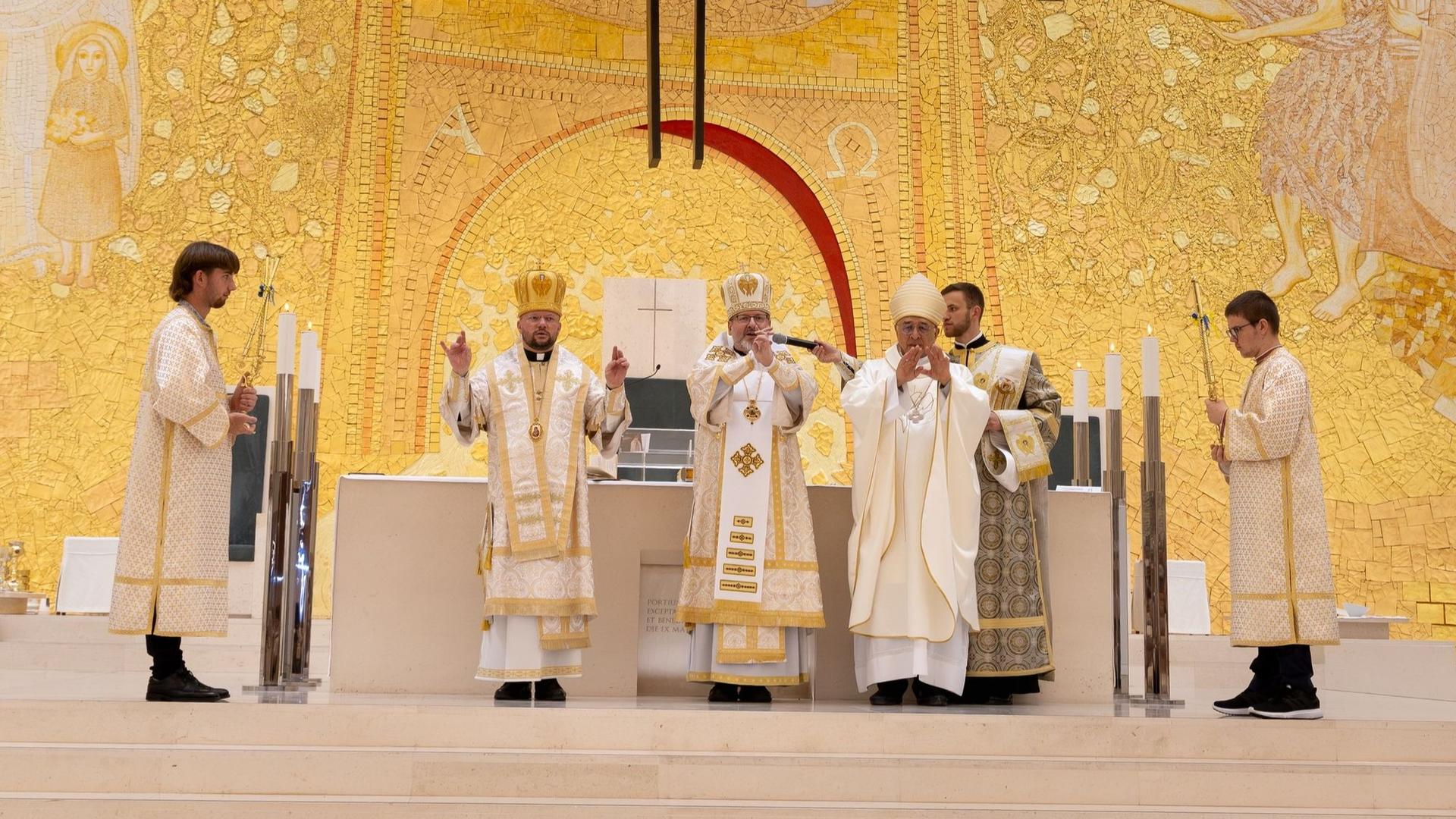 Божественна Літургія з Базиліки Пресвятої Трійці, Фатіма